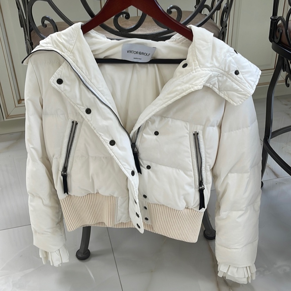 Victor & Rolf white puffer jacket with hood size 38 (European)